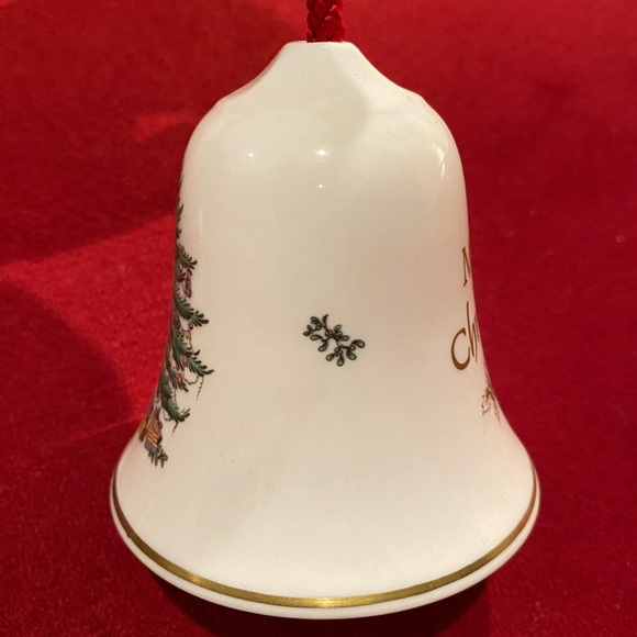 NIB vintage Spode Christmas Tree bell ornament - third in the series - Picture 6 of 9